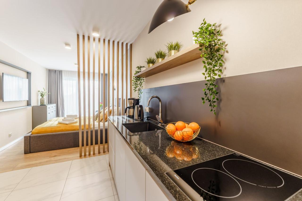 Perlowa Przystan Rent - Classic Gold & Silver Apartment Kolobrzeg Bagian luar foto